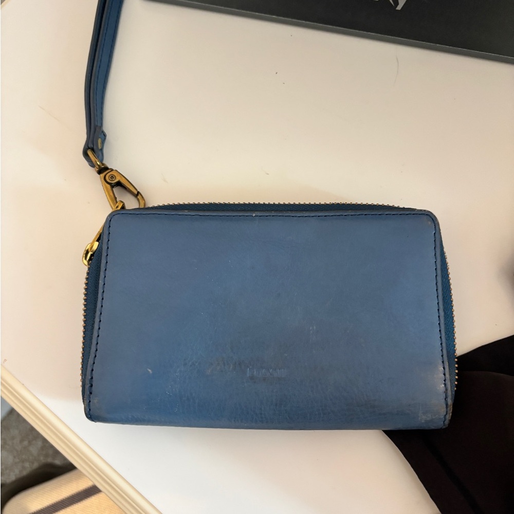 Fossil Leather Blue Vintage Wristlet